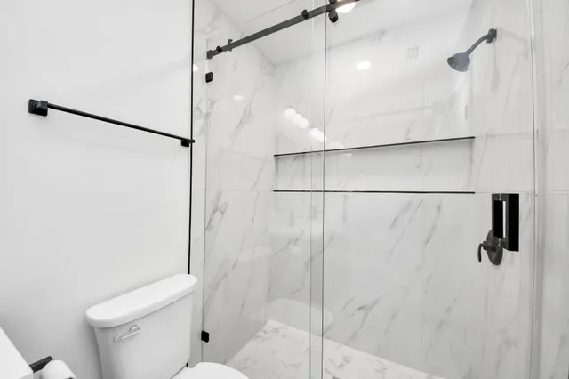 $255,000 | 3305 Avenue R, Rosenberg, TX 77471