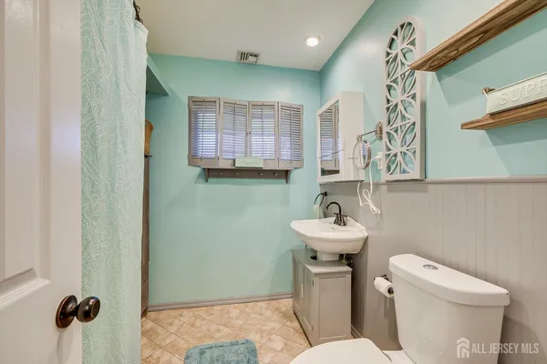 $538,800 | 138 Woodland Road, Piscataway, NJ 08854