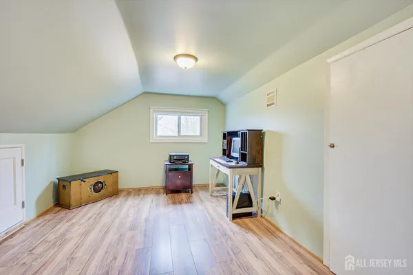 $538,800 | 138 Woodland Road, Piscataway, NJ 08854