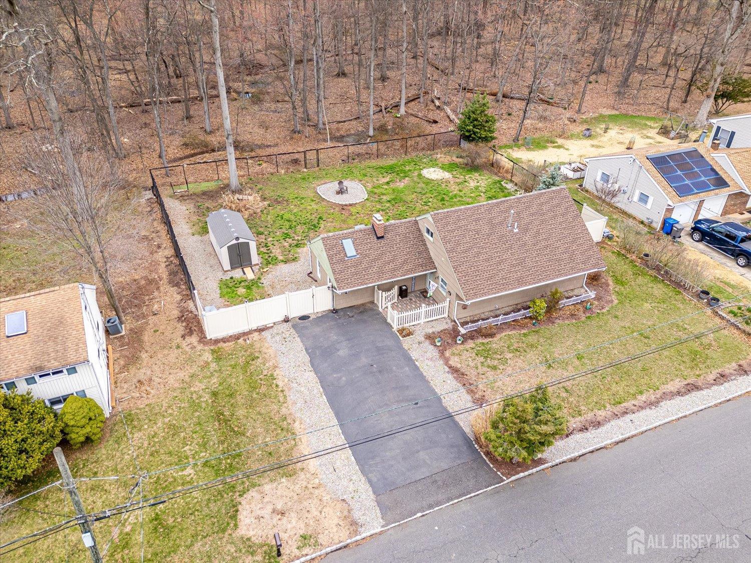 138 Woodland Road Piscataway, NJ 08854 - Photo 6 of 47