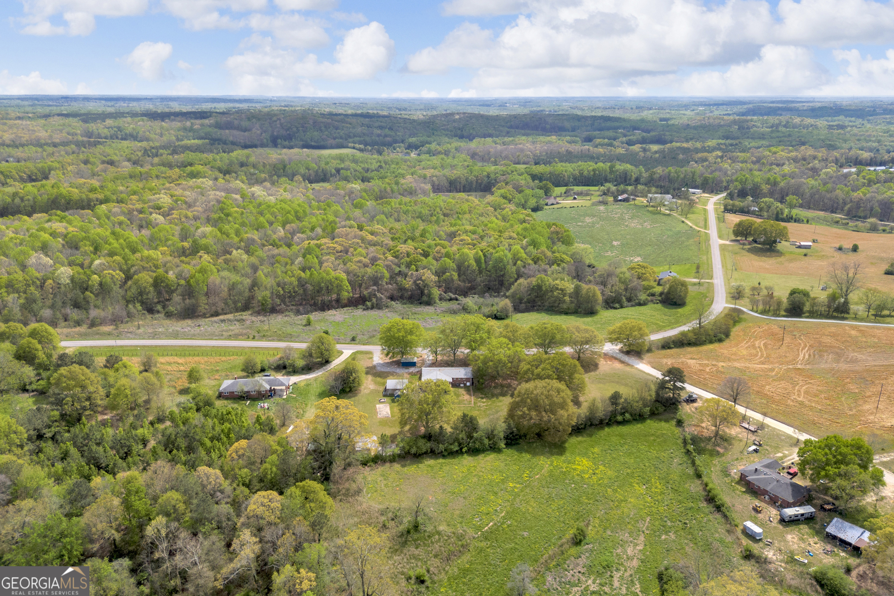 450 Clarks Creek Road North Martin, GA 30557 - Photo 61 of 70 a view of a city