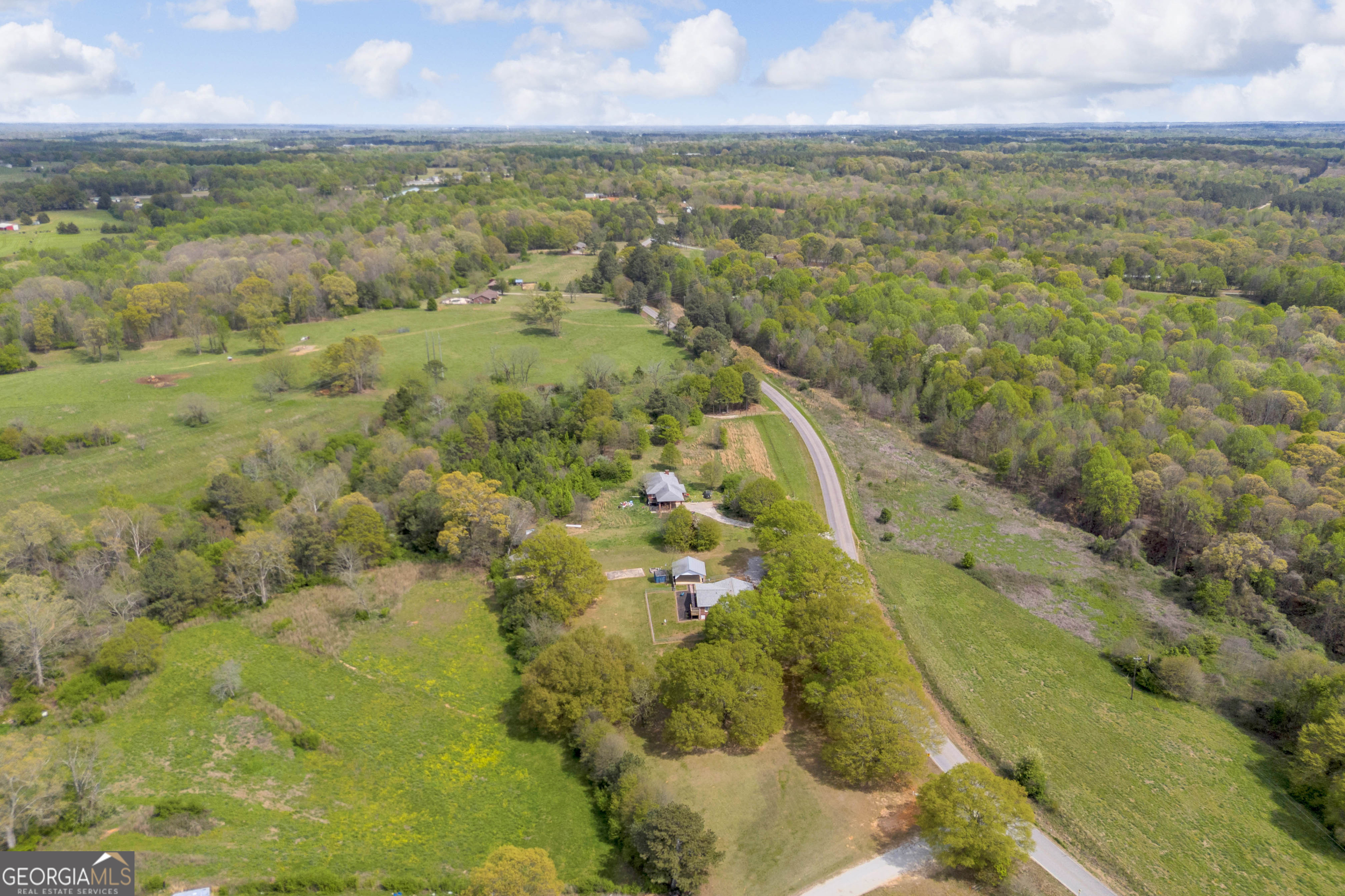 450 Clarks Creek Road North Martin, GA 30557 - Photo 67 of 70 a view of city and ocean