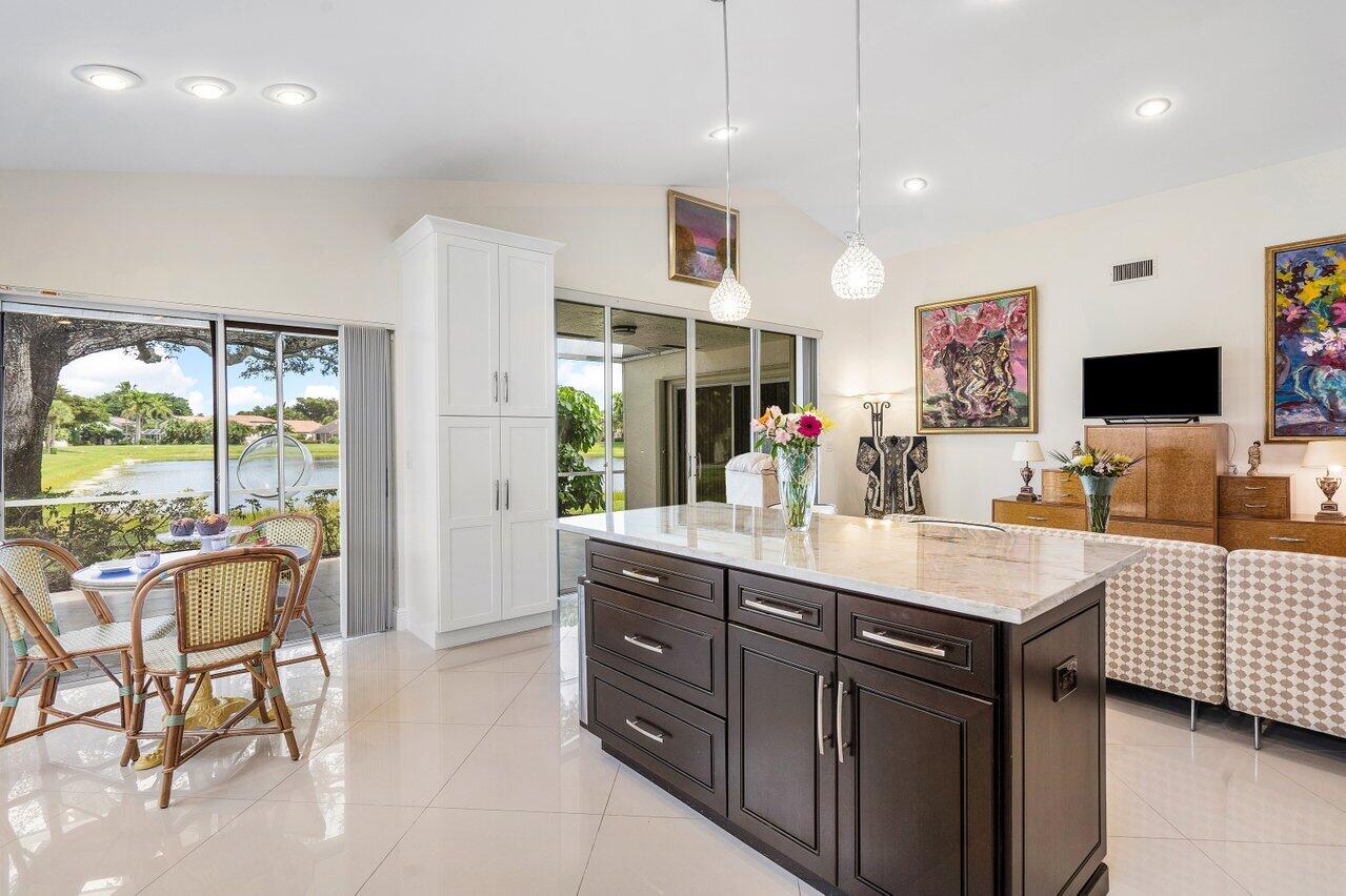 22562 Esplanada Drive Boca Raton, FL 33433 - Photo 13 of 45 kitchen views