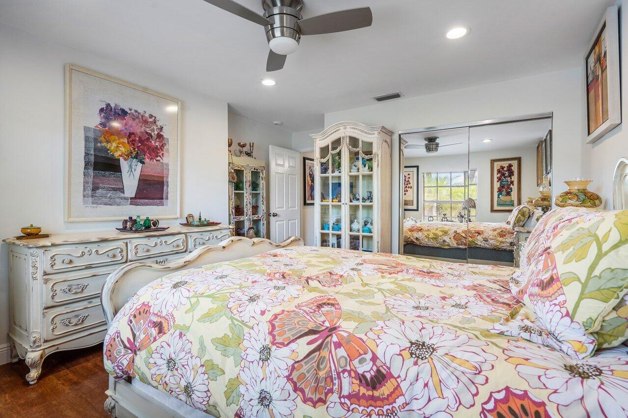 22562 Esplanada Drive Boca Raton, FL 33433 - Photo 17 of 45 Guest bed