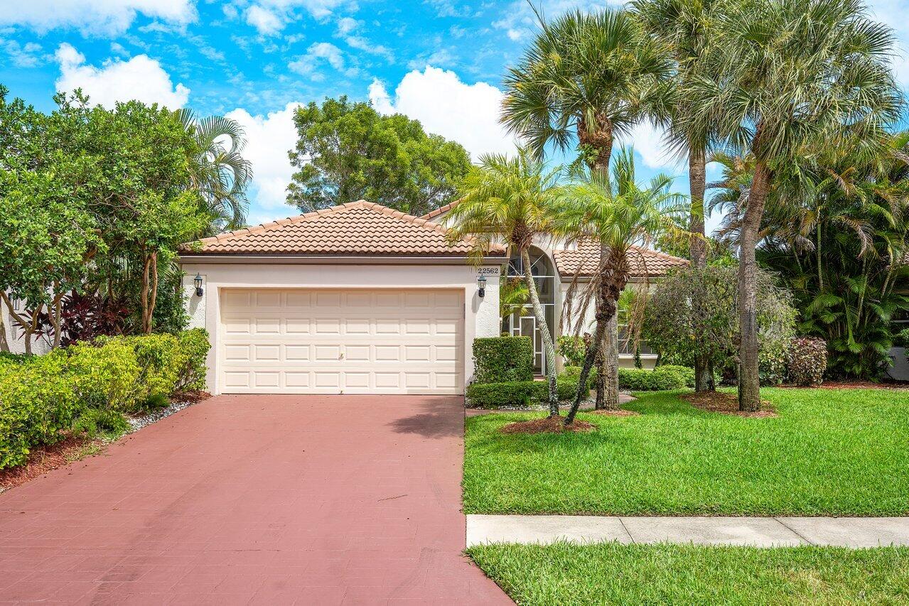 22562 Esplanada Drive Boca Raton, FL 33433 - Photo 4 of 45 garage