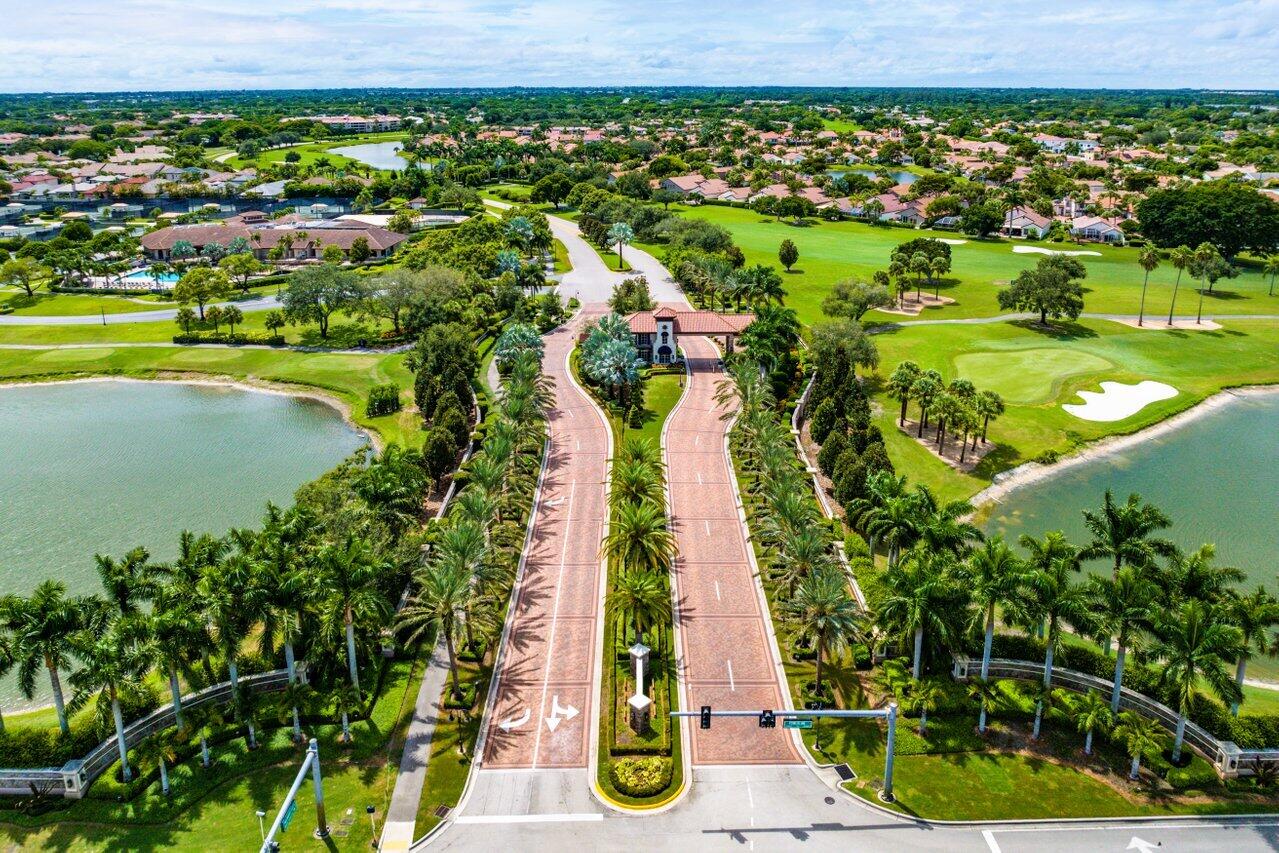 22562 Esplanada Drive Boca Raton, FL 33433 - Photo 41 of 45 Boca Pointe Entrance