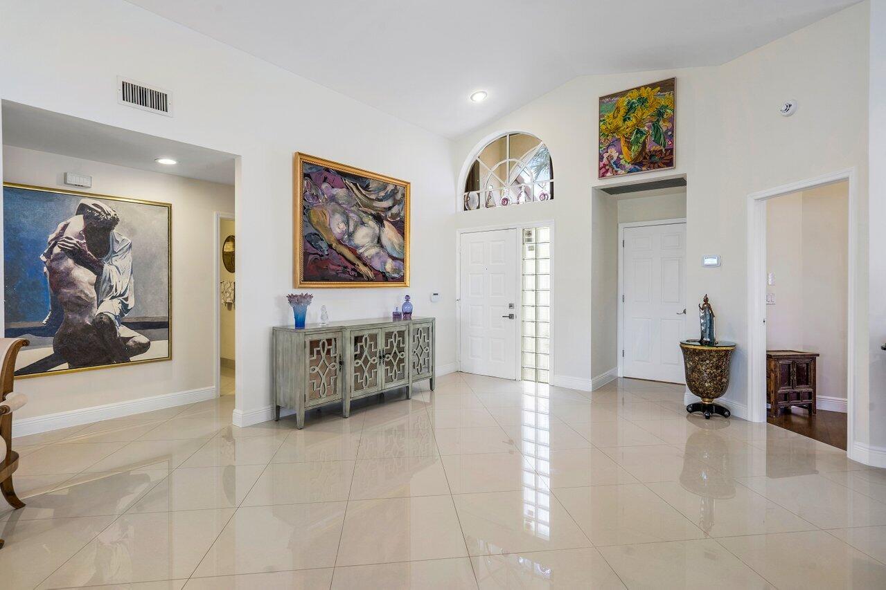22562 Esplanada Drive Boca Raton, FL 33433 - Photo 9 of 45 entrance inside