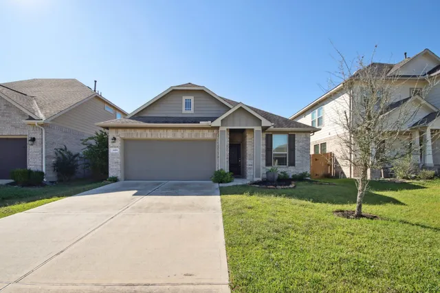 $2,400 | 4426 Lone Alcove Drive, Spring, TX 77386
