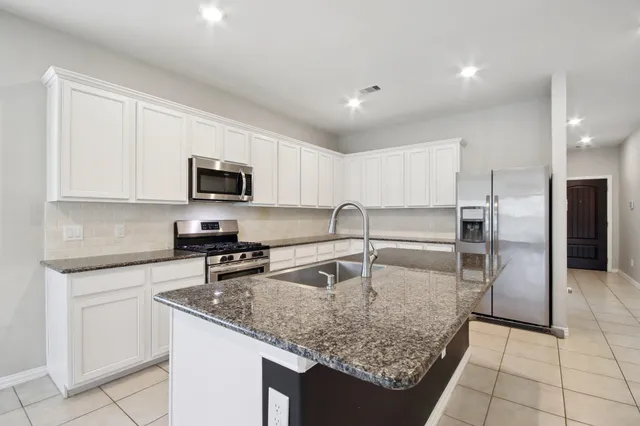 $2,400 | 4426 Lone Alcove Drive, Spring, TX 77386