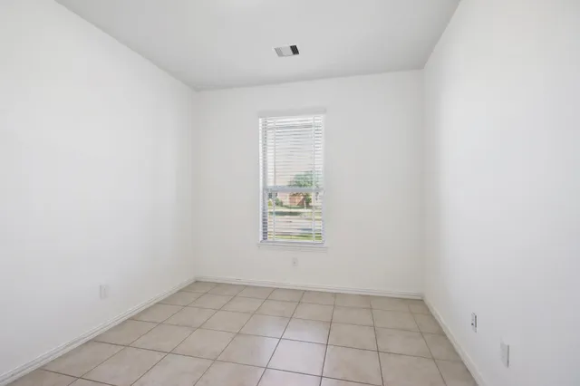 $2,400 | 4426 Lone Alcove Drive, Spring, TX 77386