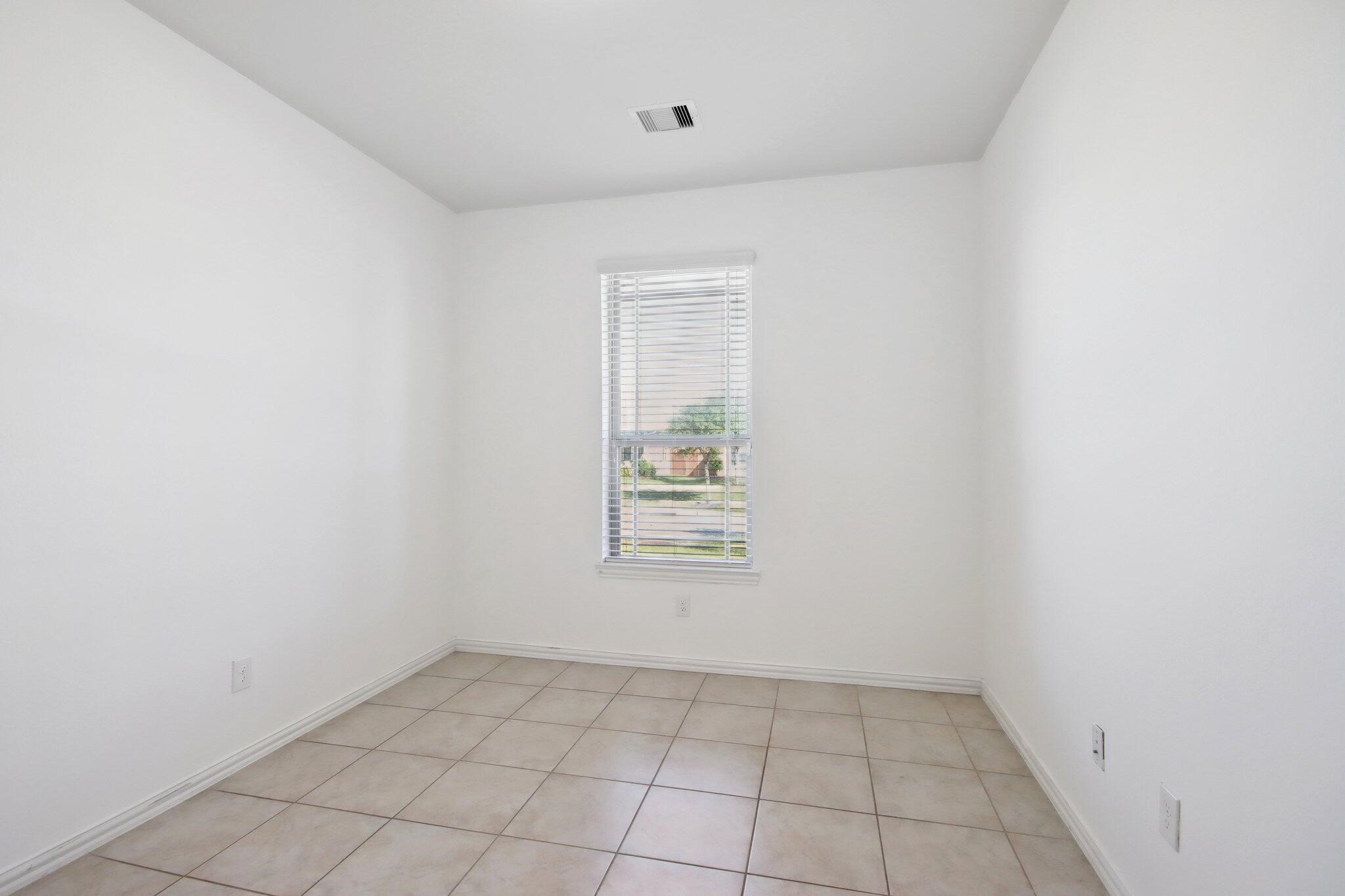 4426 Lone Alcove Drive Spring, TX 77386 - Photo 6 of 25