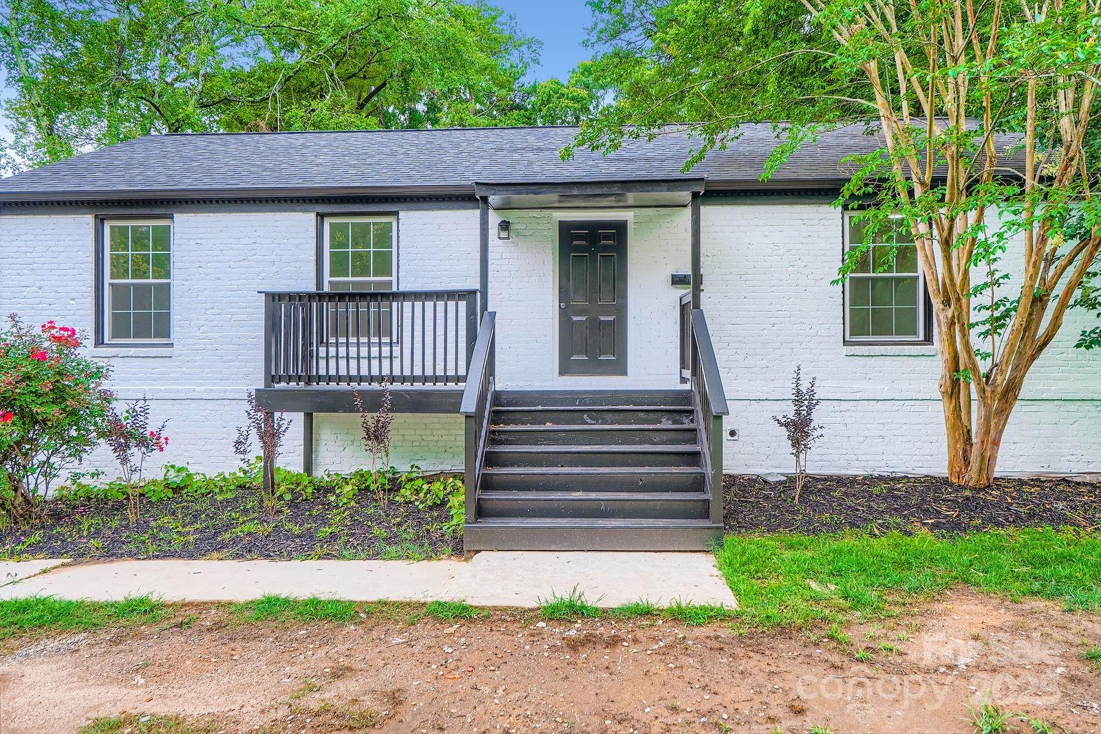 1224 East Woodlawn Road Charlotte, NC 28209 - Photo 46 of 47