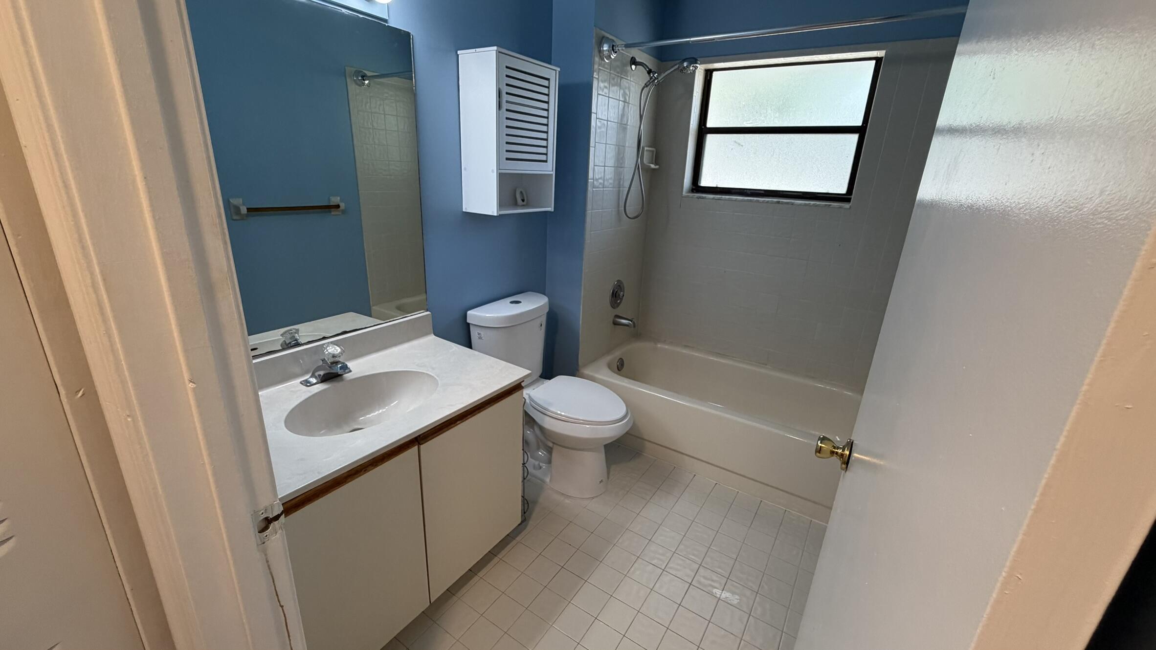 6551 Southeast Federal Highway, Unit 202 Stuart, FL 34997 - Photo 8 of 24 IMG_9732