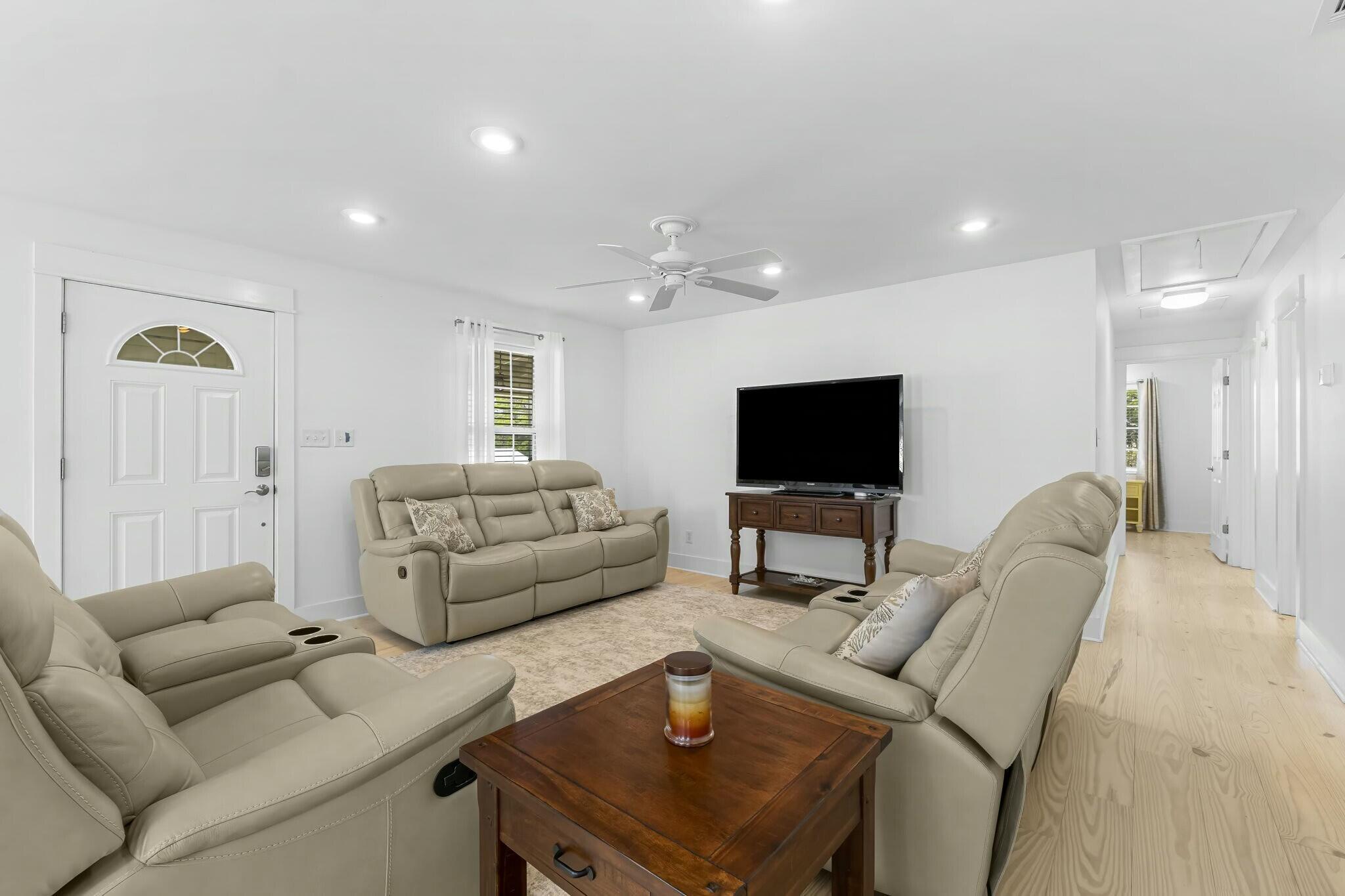 156 Walton Palm Road Inlet Beach, FL 32461 - Photo 4 of 38 tempImage7TCsgc