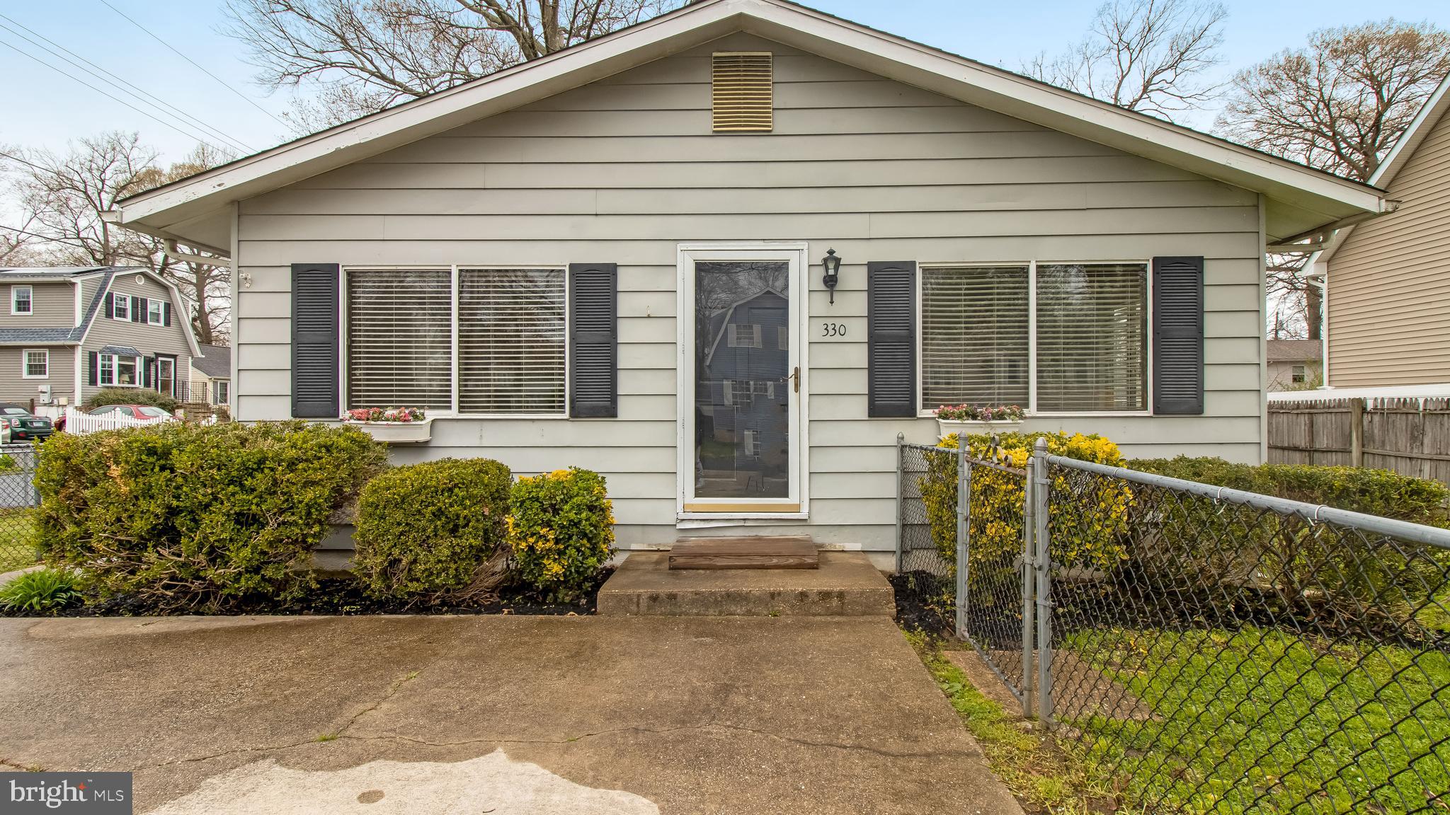 330 Salisbury Road Edgewater, MD 21037 - Photo 1 of 36