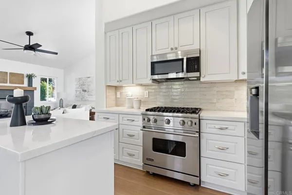 $1,939,000 | 630 Poinsettia Park North, Encinitas, CA 92024