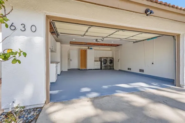 $1,949,000 | 630 Poinsettia Park North, Encinitas, CA 92024