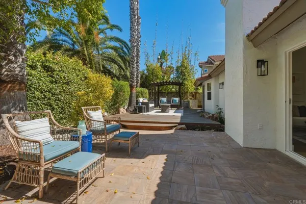 $1,949,000 | 630 Poinsettia Park North, Encinitas, CA 92024