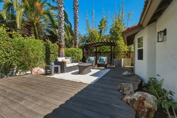 $1,949,000 | 630 Poinsettia Park North, Encinitas, CA 92024