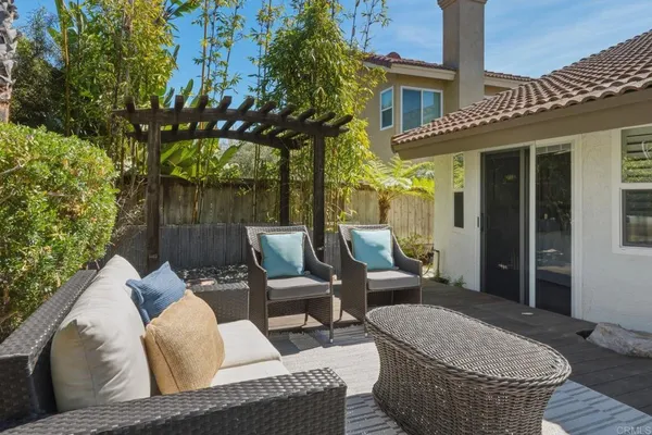 $1,949,000 | 630 Poinsettia Park North, Encinitas, CA 92024