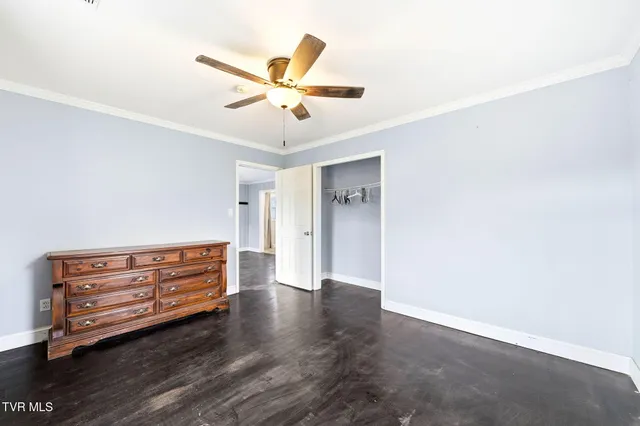 $234,999 | 200 Independence Avenue, Mount Carmel, TN 37645