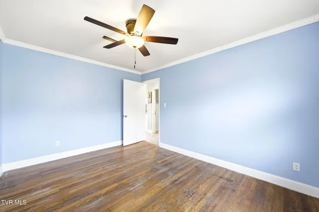 $234,999 | 200 Independence Avenue, Mount Carmel, TN 37645