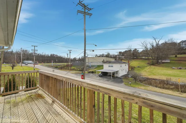 $234,999 | 200 Independence Avenue, Mount Carmel, TN 37645