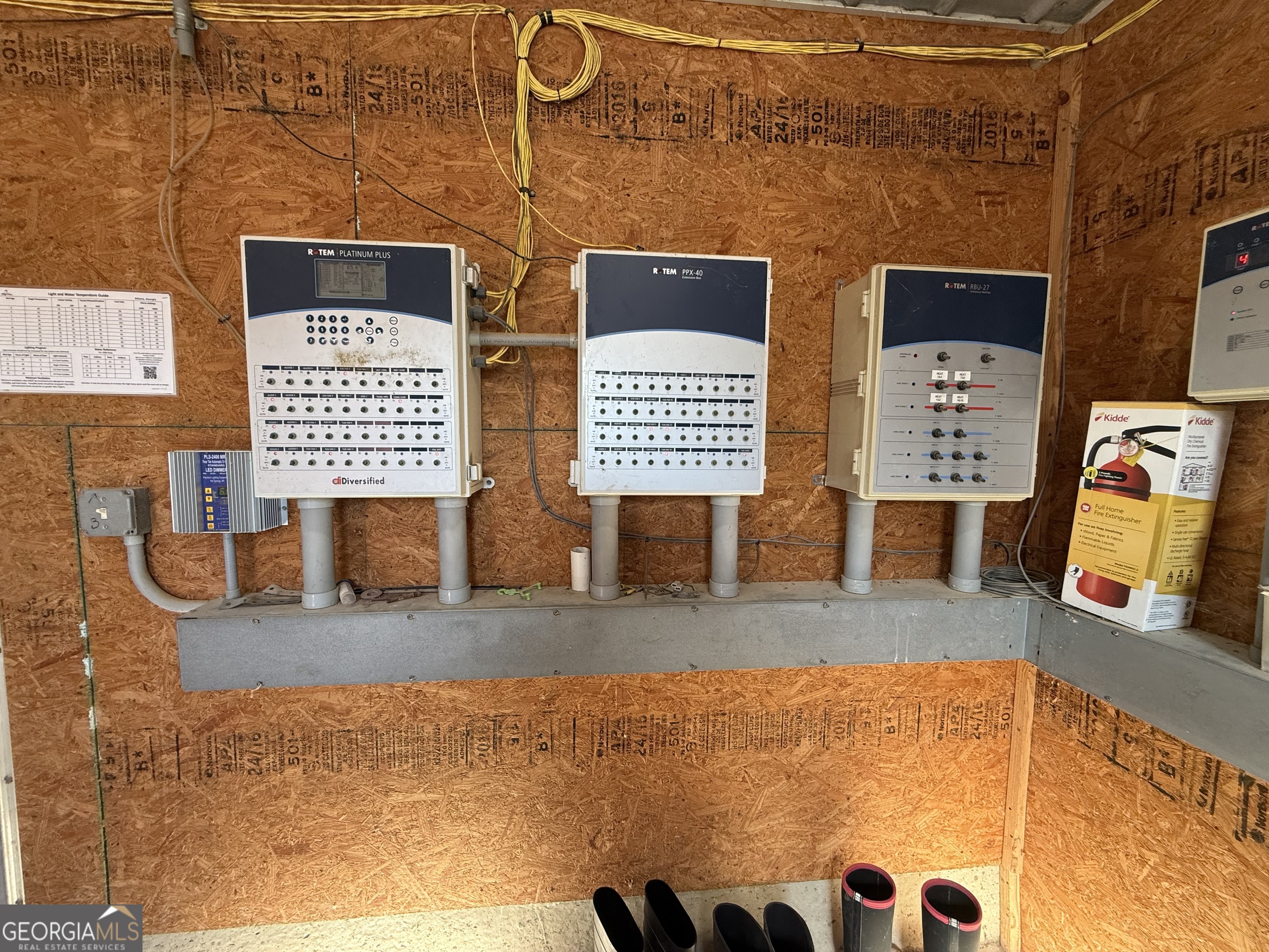 747 Washington Road Lexington, GA 30648 - Photo 12 of 118