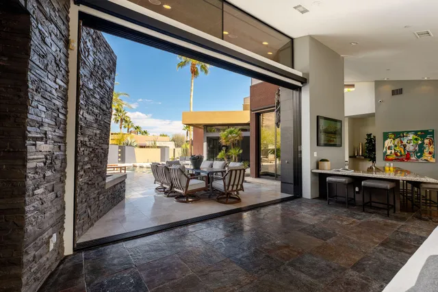$3,199,000 | 335 Patel Place, Palm Springs, CA 92264
