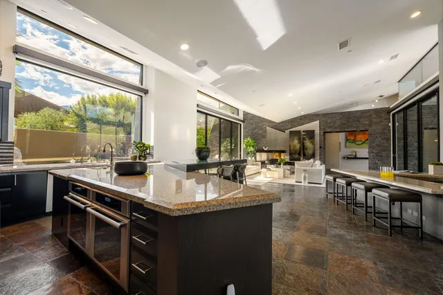 $3,199,000 | 335 Patel Place, Palm Springs, CA 92264