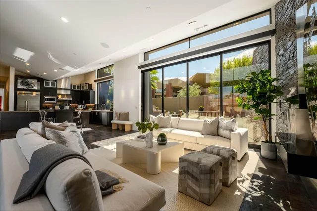 $3,199,000 | 335 Patel Place, Palm Springs, CA 92264