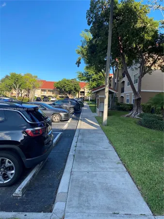 $327,000 | 11630 Southwest 2nd Street, Unit 17101, Pembroke Pines, FL 33025