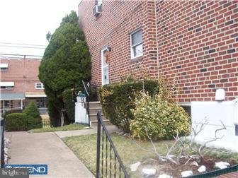 134 Ridgefield Road Philadelphia, PA 19154 - Photo 2 of 8 Exterior Side