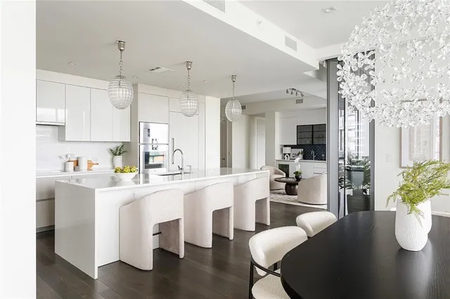 $2,599,000 | 3107 Peachtree Road Northeast, Unit 1101, Atlanta, GA 30305