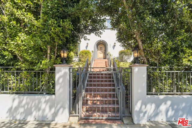 $3,095,000 | 956 South Longwood Avenue, Los Angeles, CA 90019