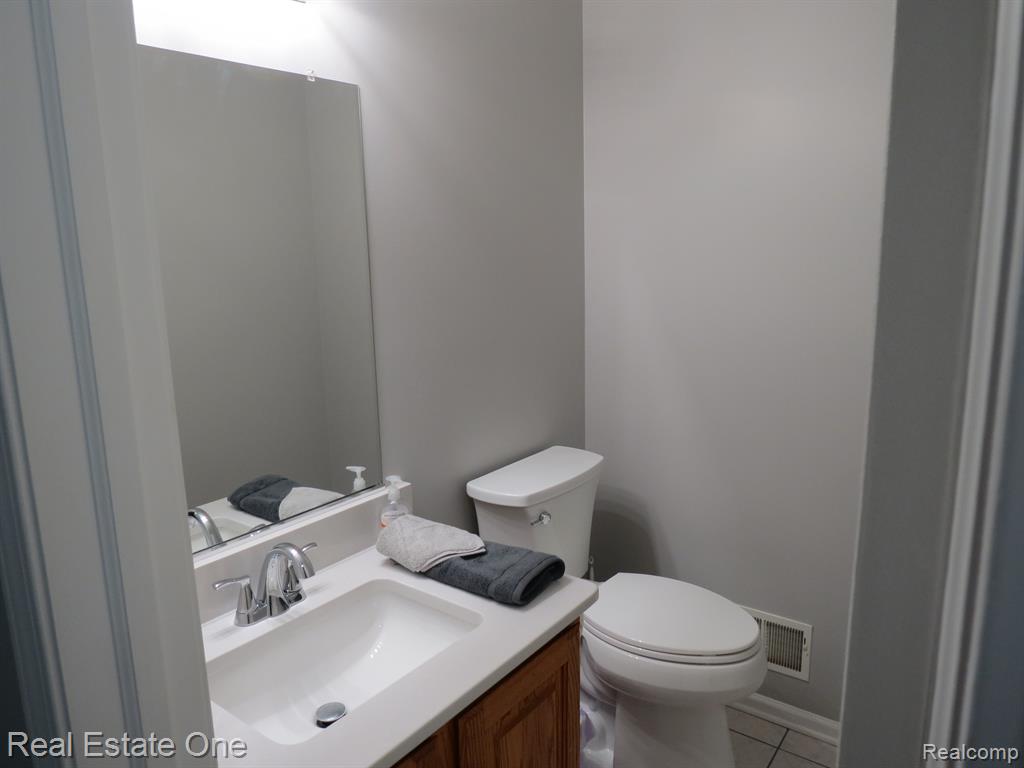 8401 Bergin Road Howell, MI 48843 - Photo 44 of 50 Gallery Image 44