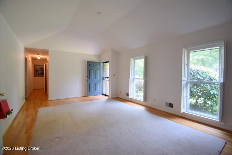 614 Stivers Road Louisville, KY 40207 - Photo 20 of 69 DSC_0112