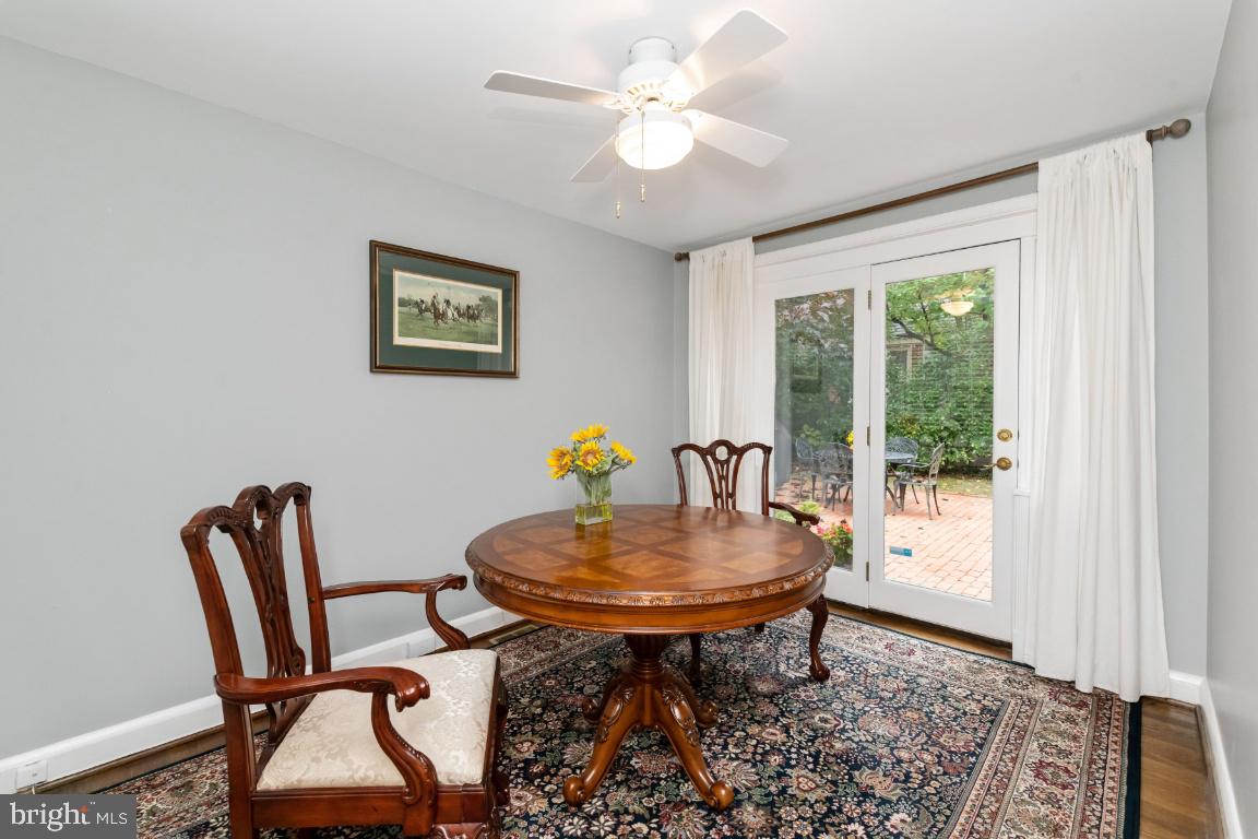 111 St Dunstans Road Baltimore, MD 21212 - Photo 15 of 40