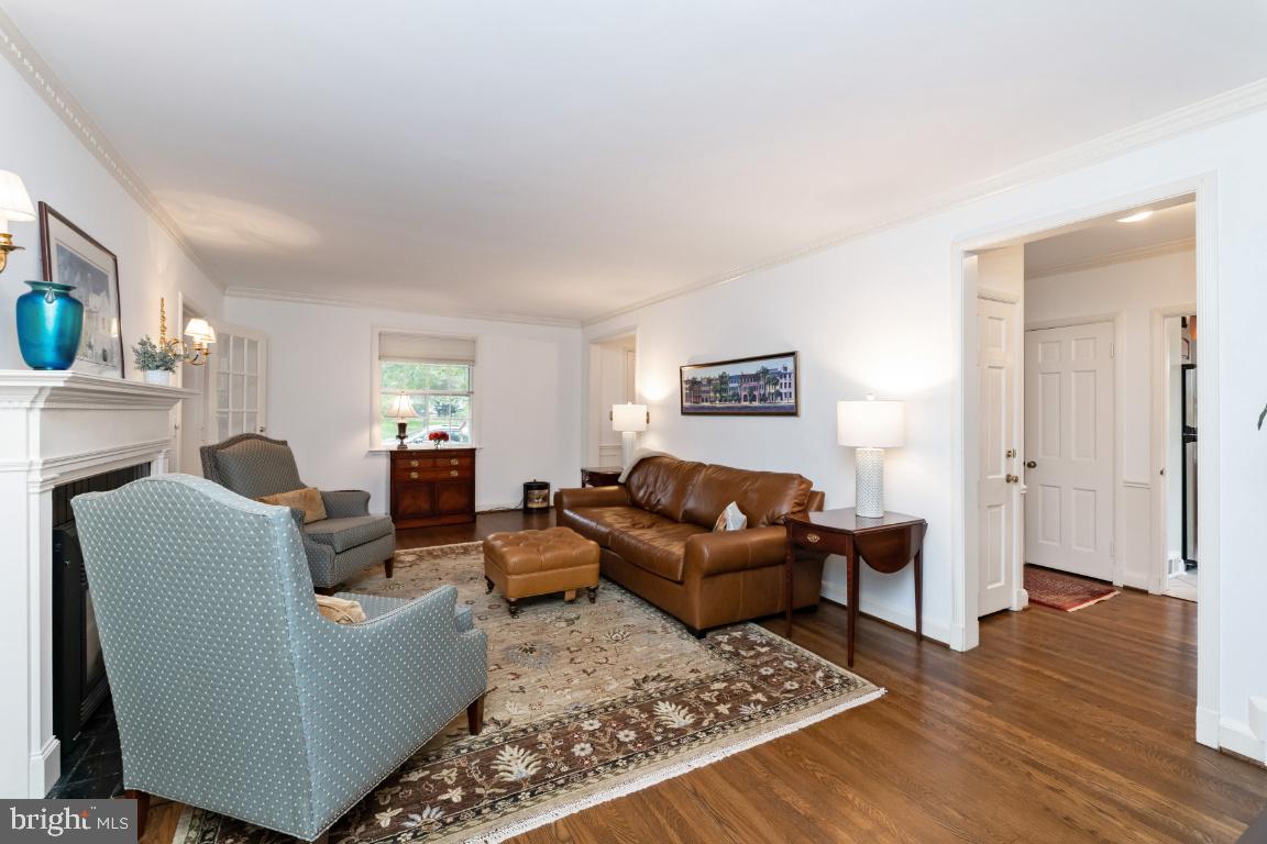 111 St Dunstans Road Baltimore, MD 21212 - Photo 17 of 40