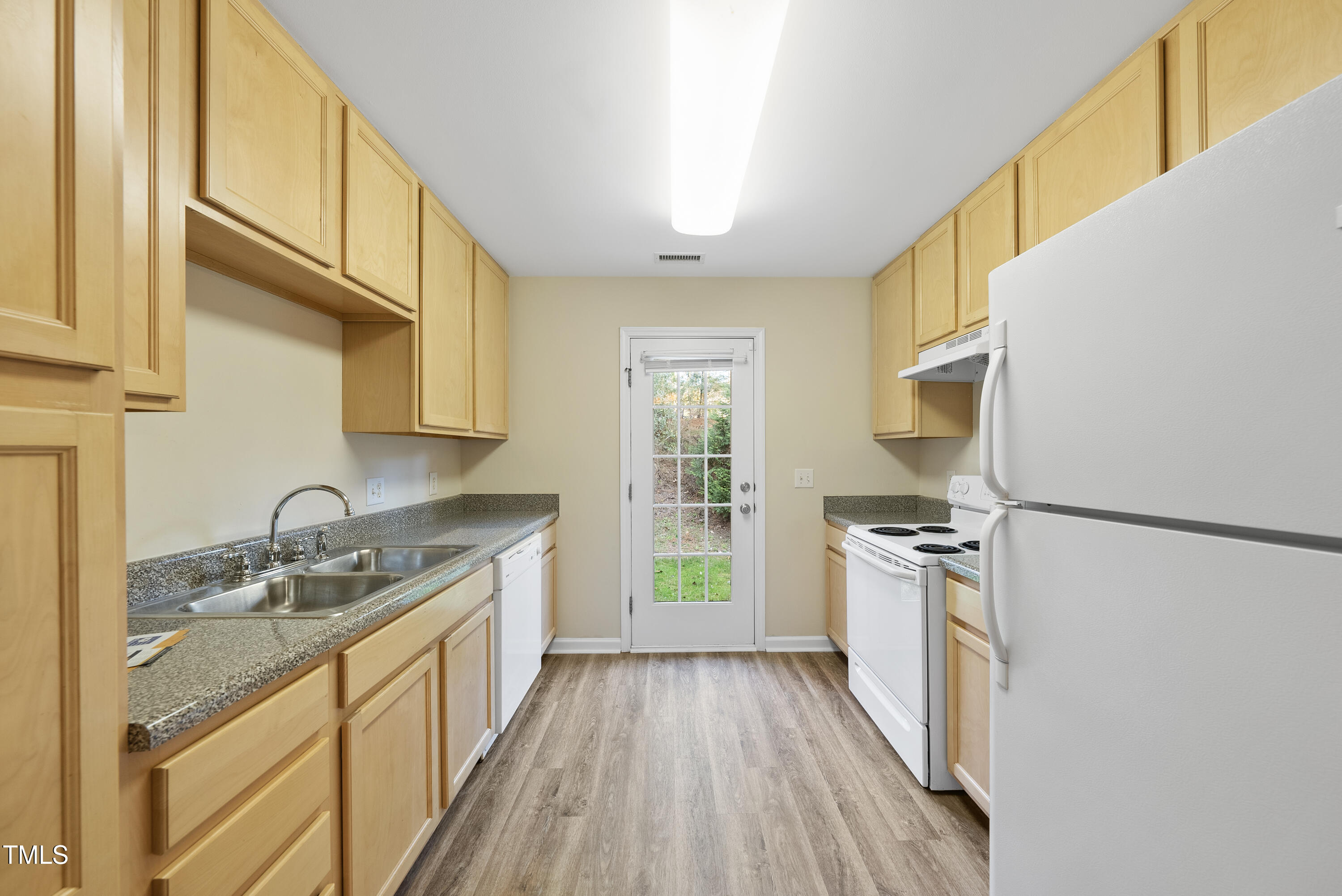 10132 Blackwell Drive Raleigh, NC 27617 - Photo 11 of 29 DSC02530