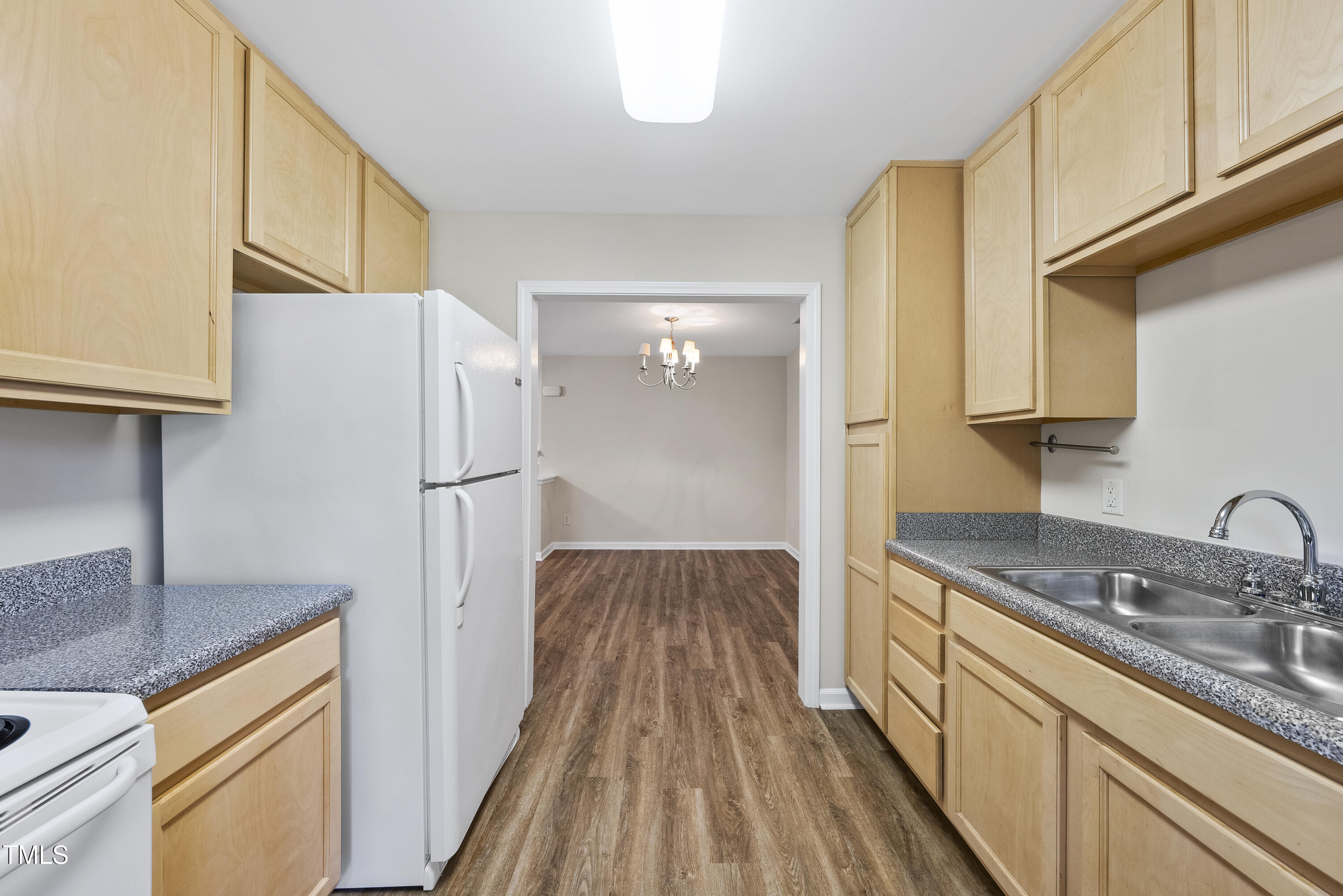 10132 Blackwell Drive Raleigh, NC 27617 - Photo 14 of 29 DSC02548