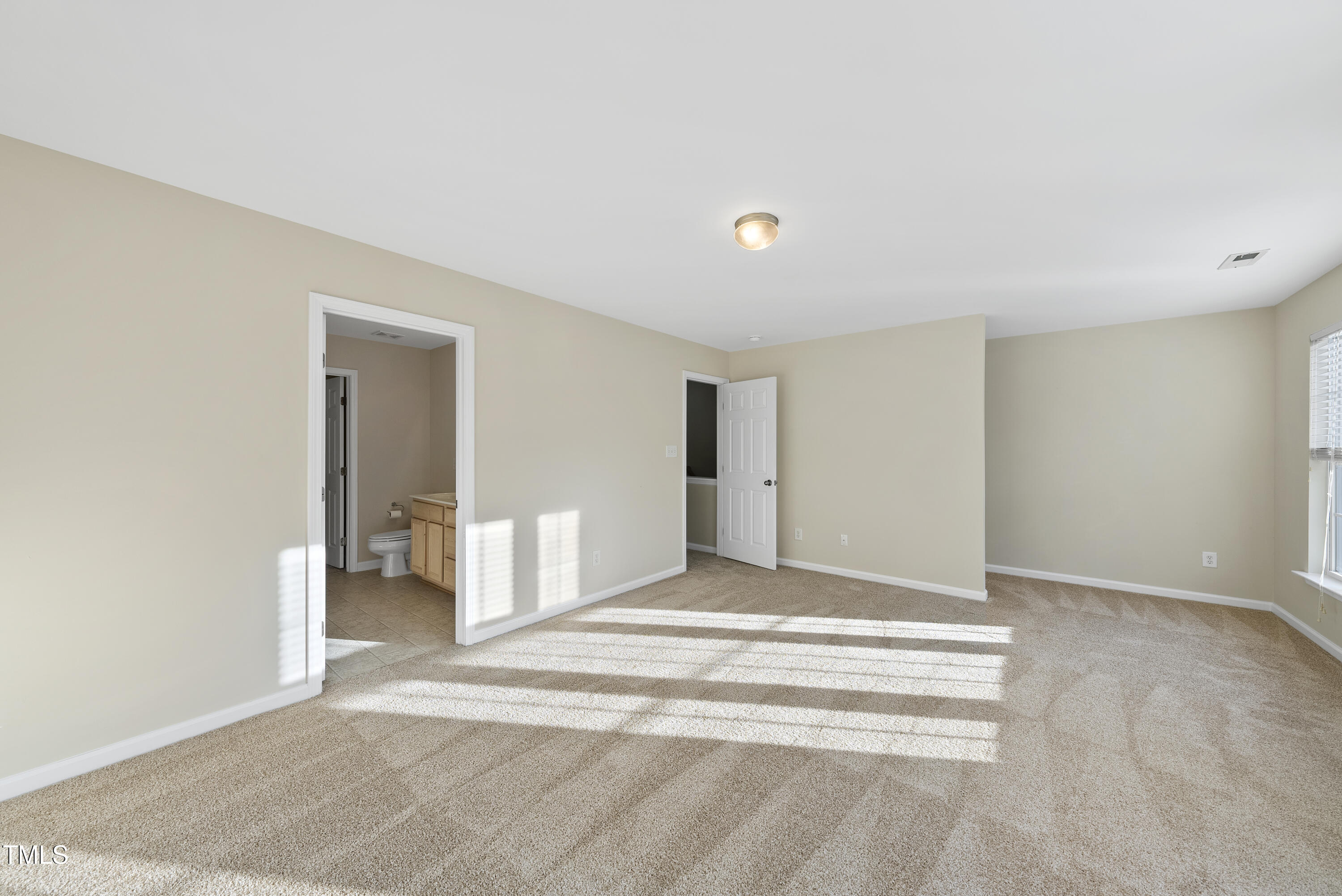 10132 Blackwell Drive Raleigh, NC 27617 - Photo 20 of 29 DSC02569