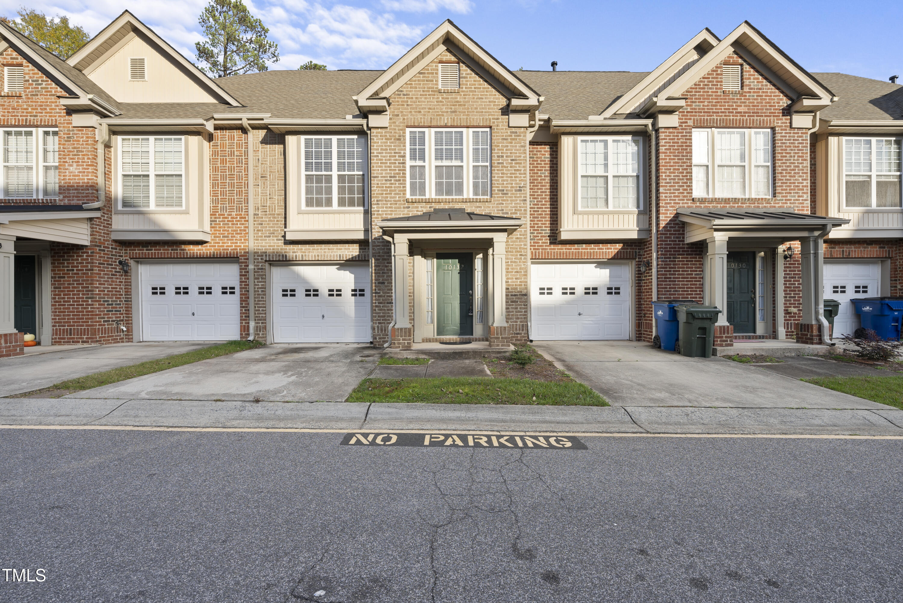 10132 Blackwell Drive Raleigh, NC 27617 - Photo 2 of 29 DSC02503