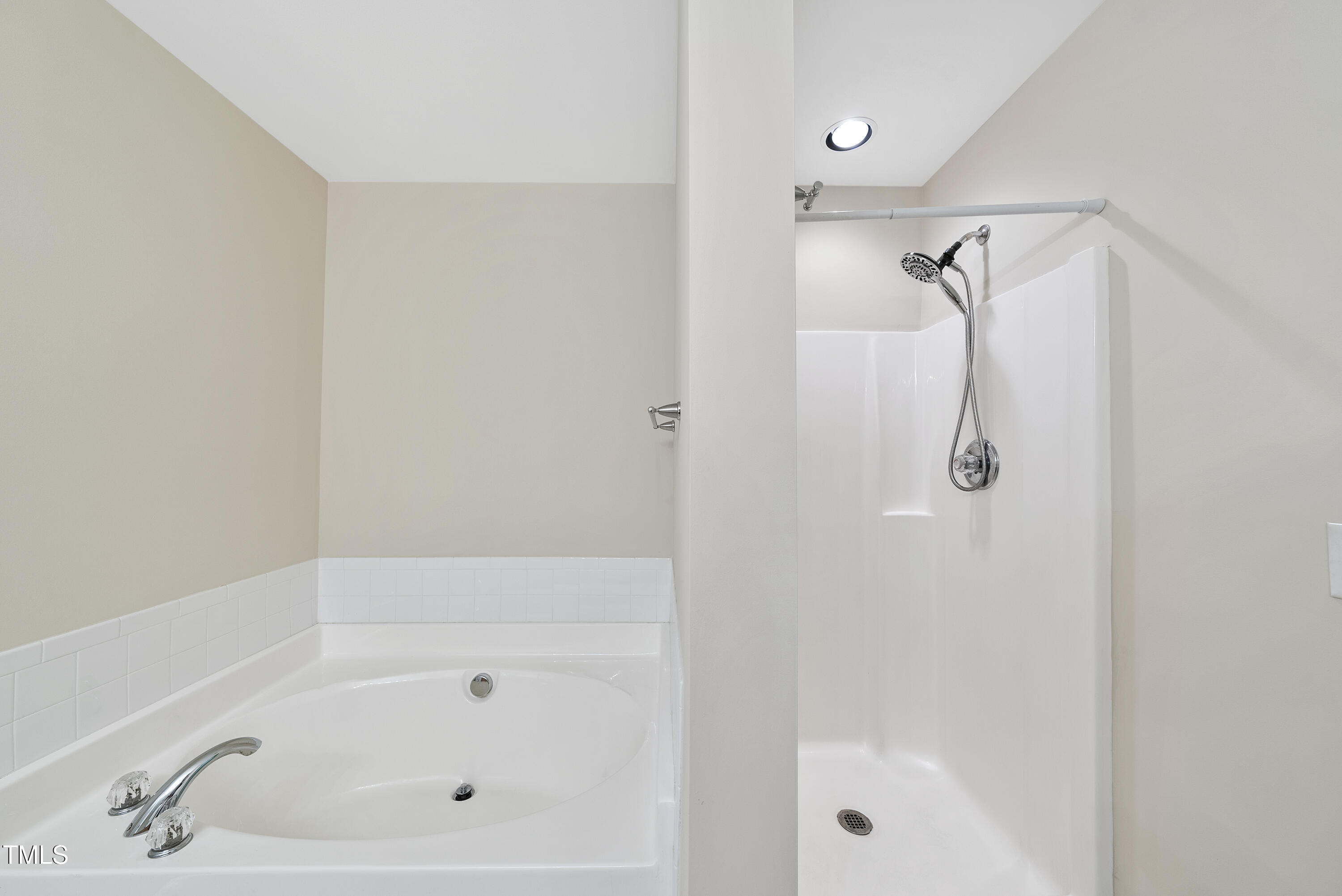 10132 Blackwell Drive Raleigh, NC 27617 - Photo 23 of 29 DSC02575