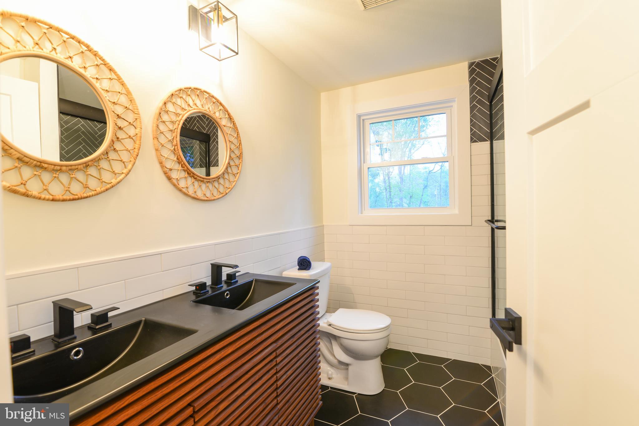 687 Jackson Road Mullica Hill, NJ 08062 - Photo 12 of 18 Full Bathroom