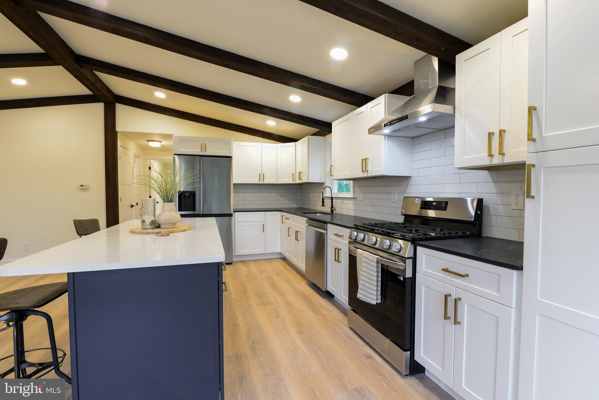 687 Jackson Road Mullica Hill, NJ 08062 - Photo 5 of 18 Kitchen