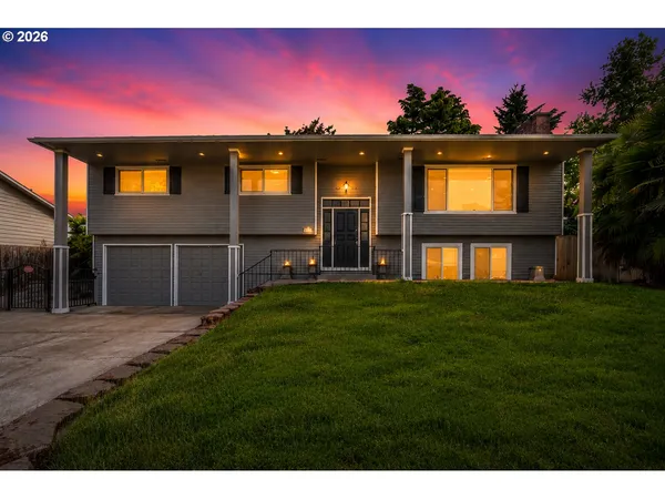 $799,000 | 2706 Southeast Spruce Street, Hillsboro, OR 97123