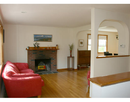 10 Paul Street Canton, MA 02021 - Photo 2 of 10 Gallery Image 2