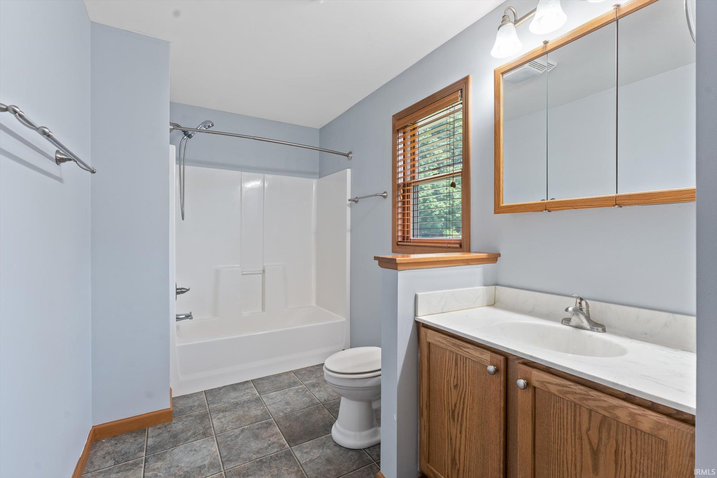 19291 Darden Road South Bend, IN 46637 - Photo 18 of 31 Gallery Image 18