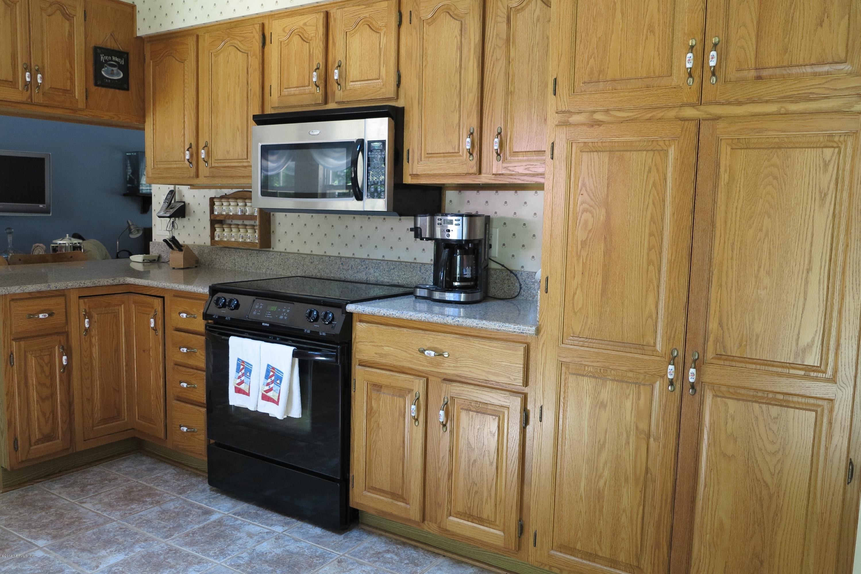 2095 Orange Picker Road Jacksonville, FL 32223 - Photo 12 of 67 Kitchen with Newer Appliances